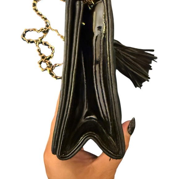 Chanel Black Quilted Patent Leather Bag - Picture 8 of 9